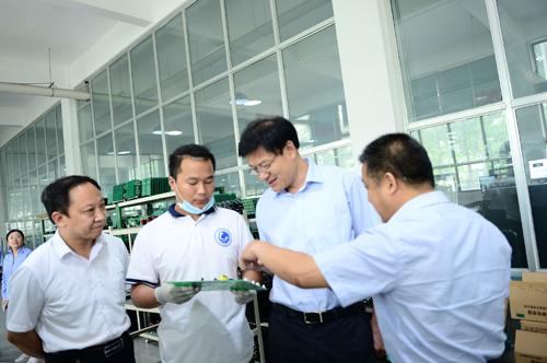 山东理工职业学院院长孙琪到尊龙凯时公司走访调研